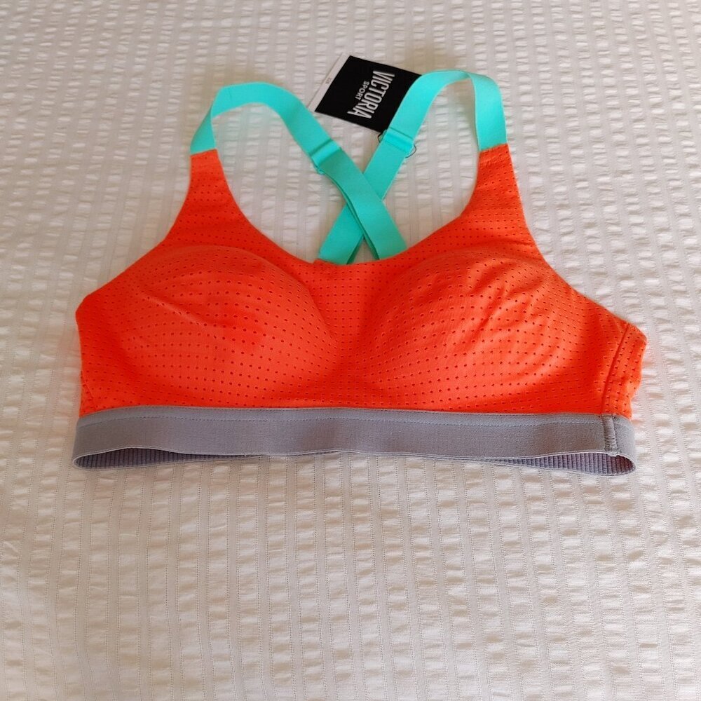 NWT  VICTORIA'S SECRET SPORTS CRISS CROSS SPORTS BRA 32B
